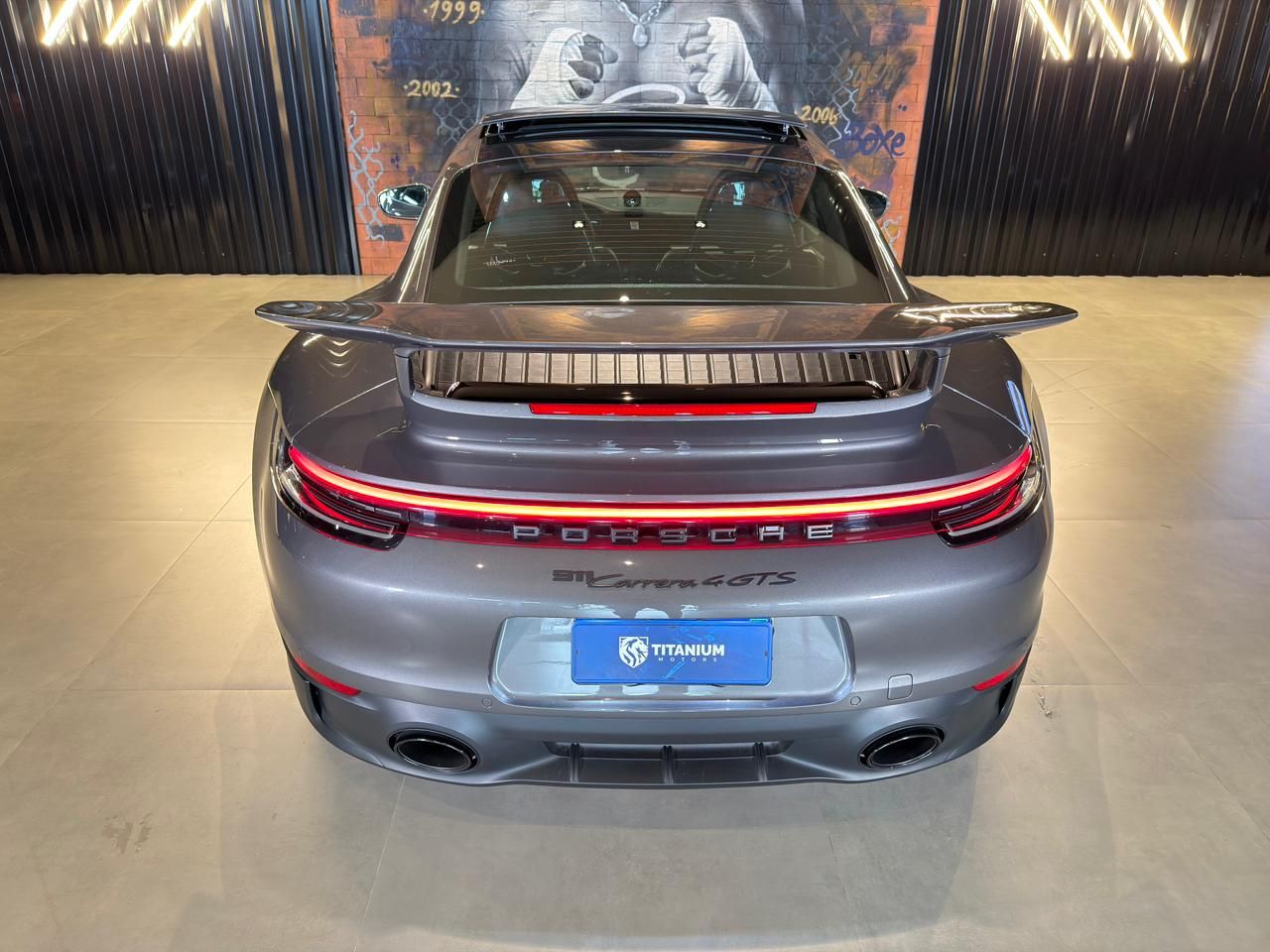 Porsche 911 Carrera 4 GTS - foto 10