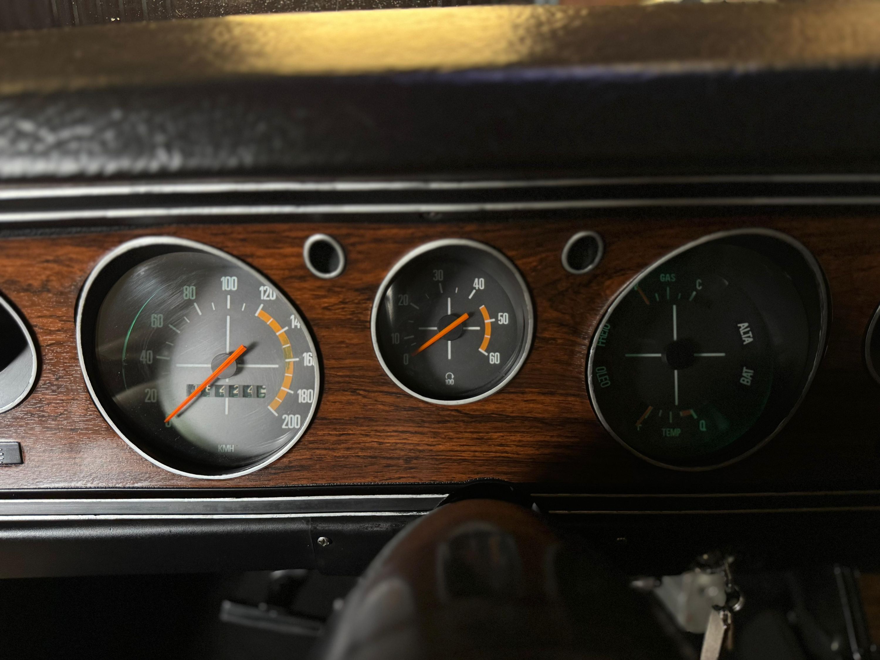 Dodge Charger R/T V8 Gasolina - foto 7
