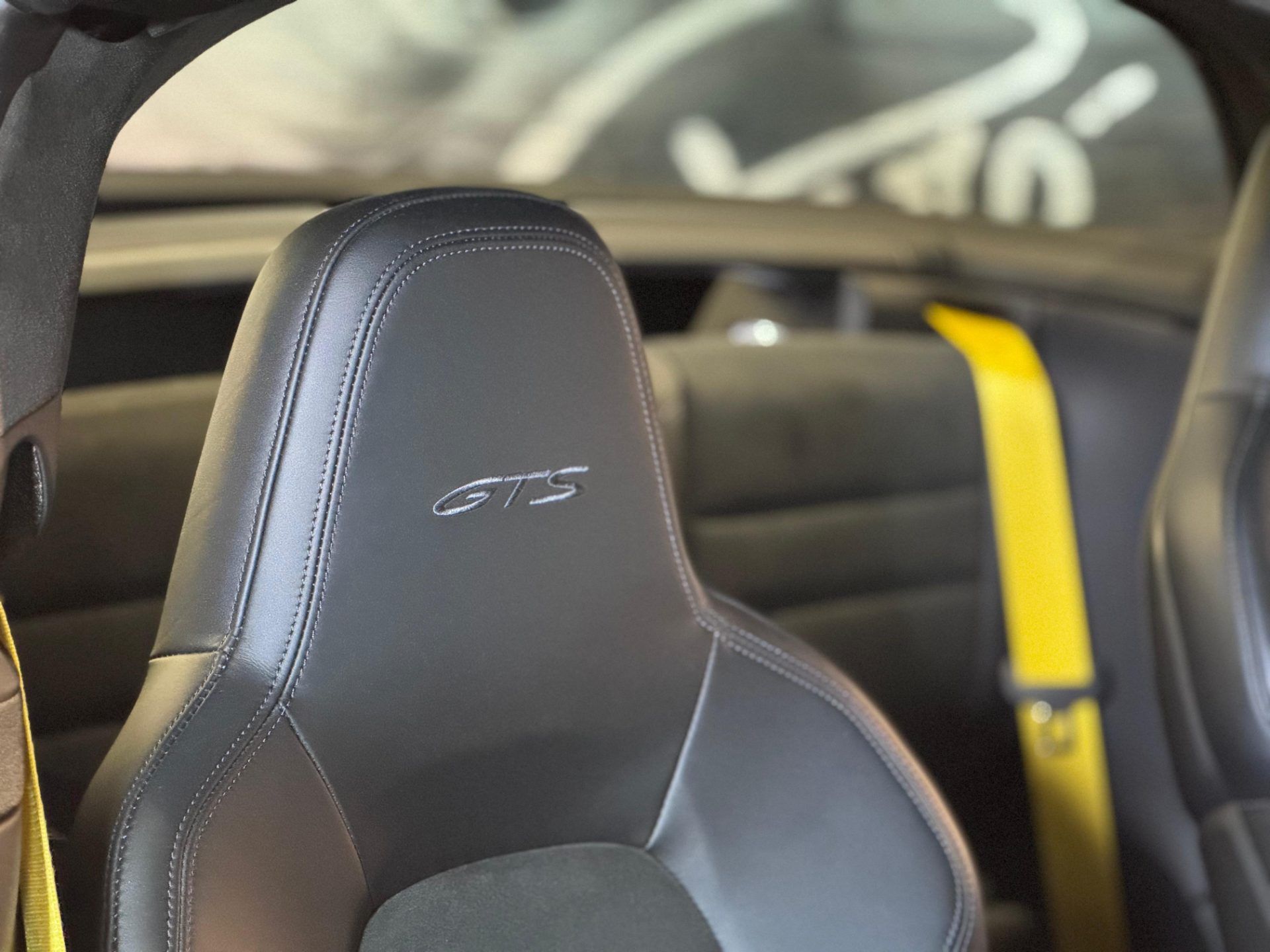 Porsche 911 Targa 4 GTS - foto 18
