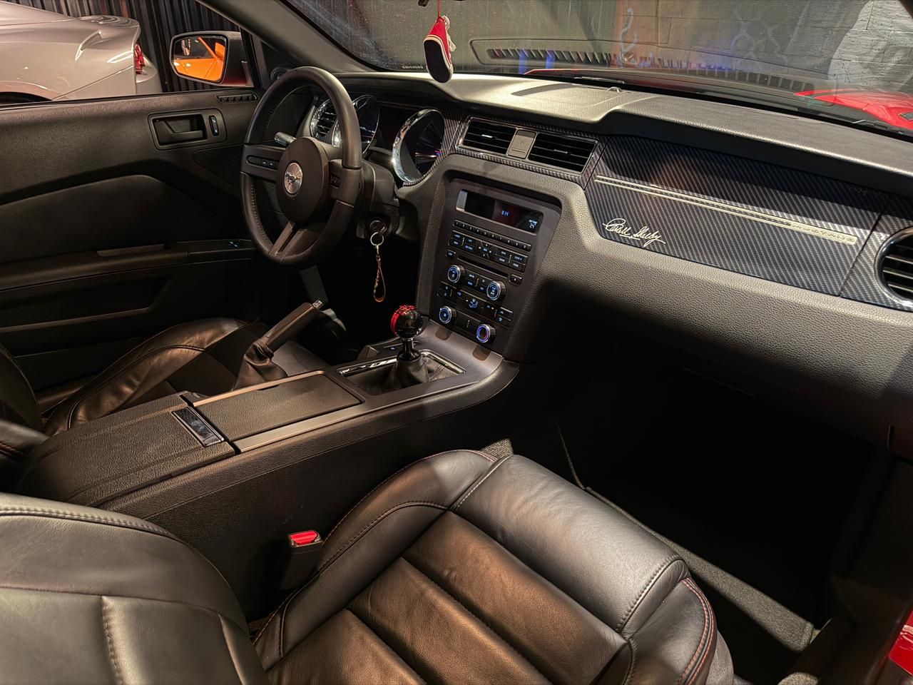 Ford Mustang 3.8 V6 - foto 9
