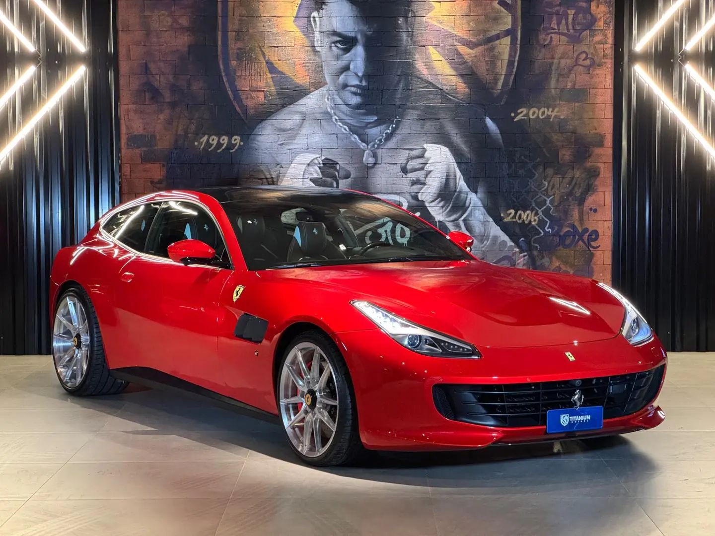 Ferrari GTC4 Lusso - foto 5