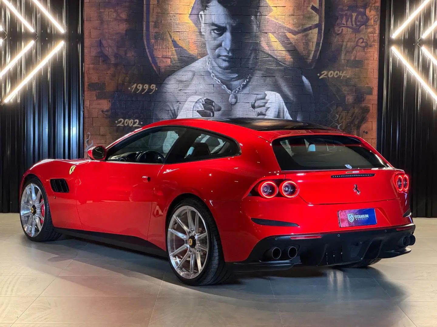 Ferrari GTC4 Lusso - foto 7