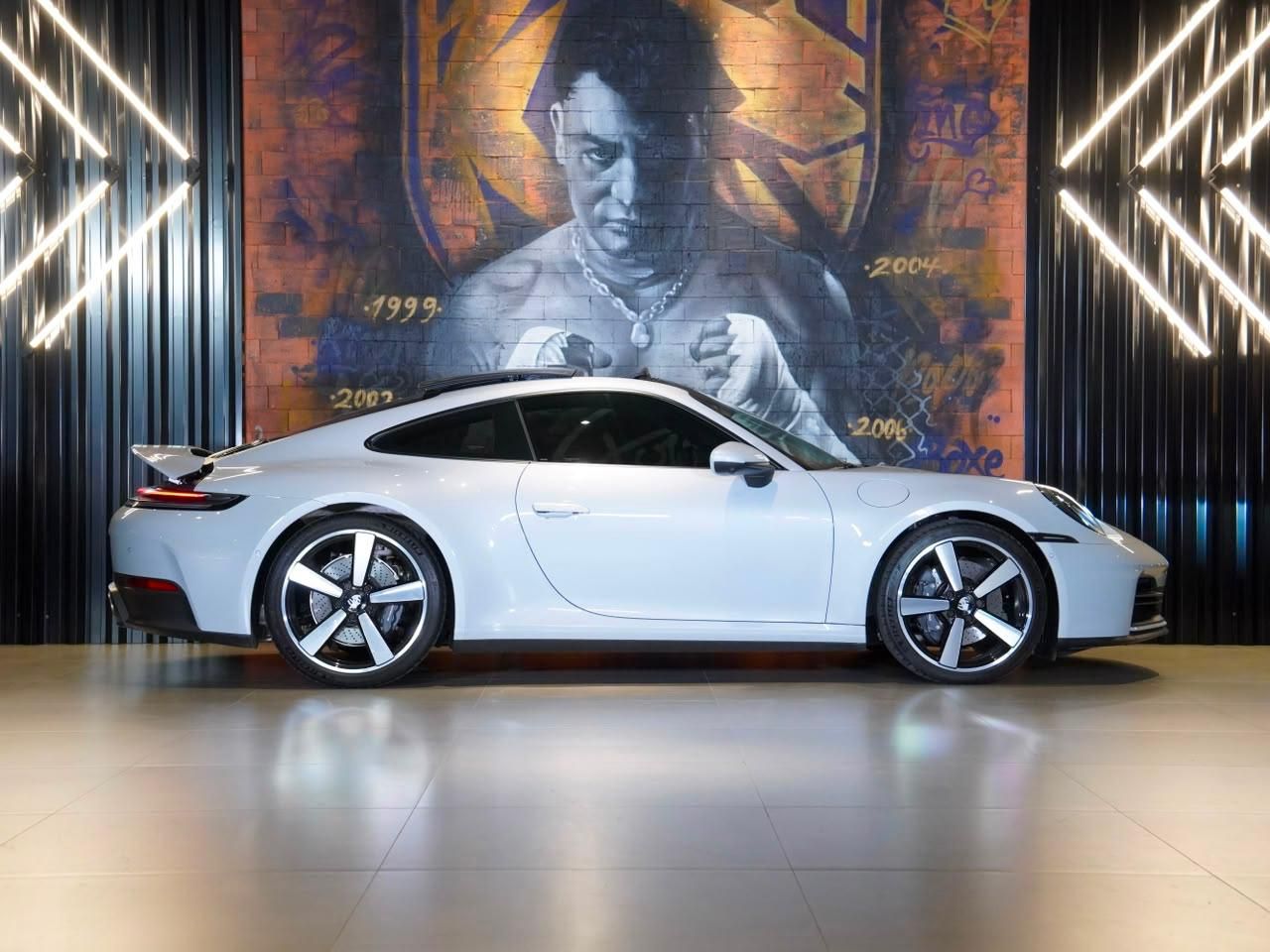 Porsche 911 Carrera - foto 6