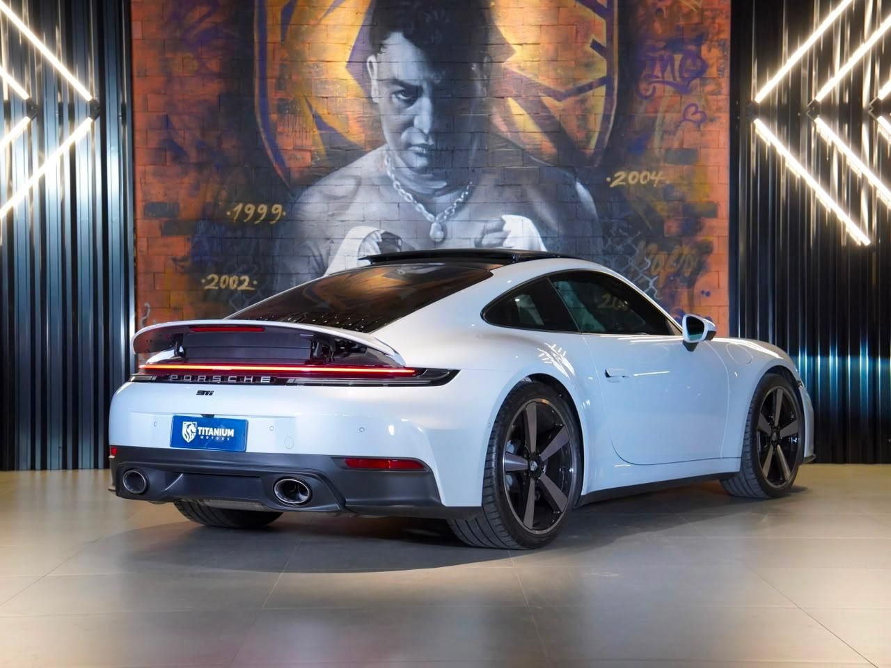 Porsche 911 Carrera - foto 2
