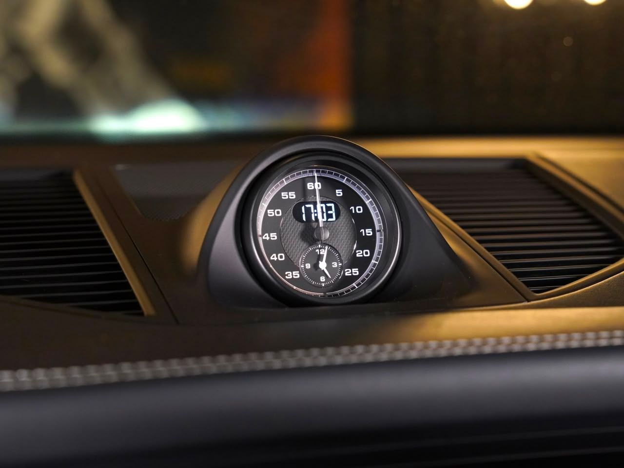 Porsche Macan T - foto 18