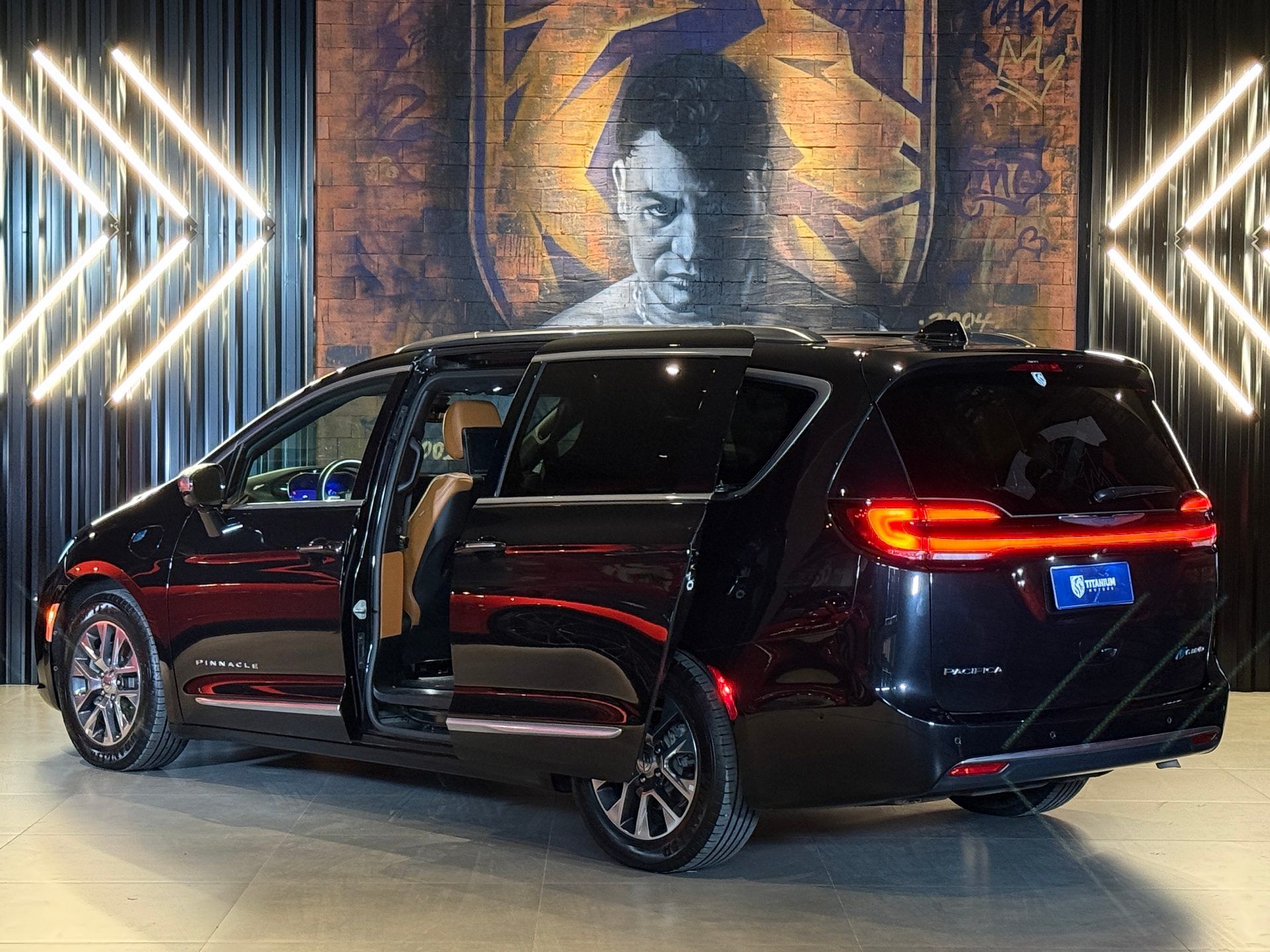 Chrysler Pácifica Pinnacle Hibryd - foto 7