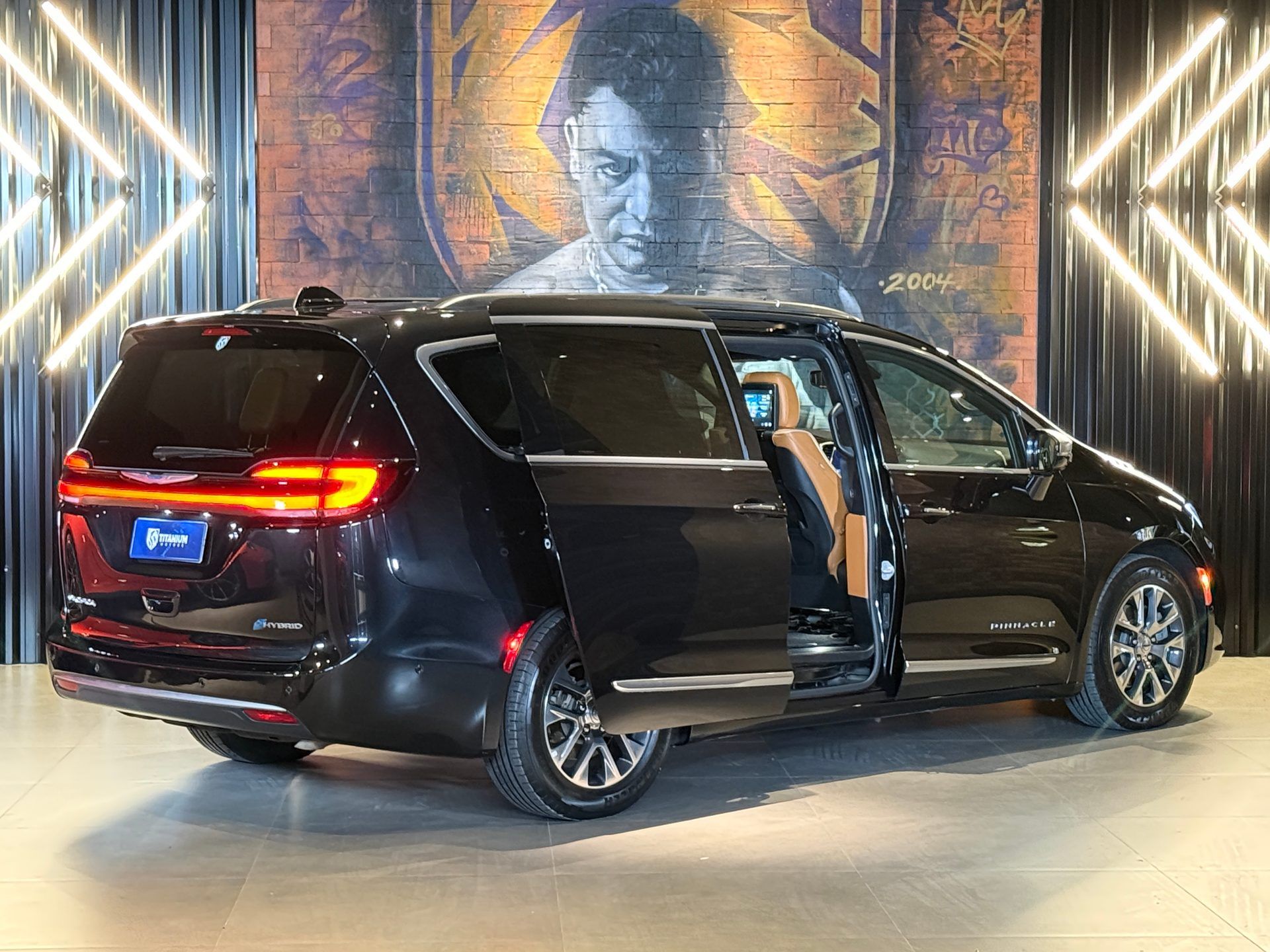 Chrysler Pácifica Pinnacle Hibryd - foto 8