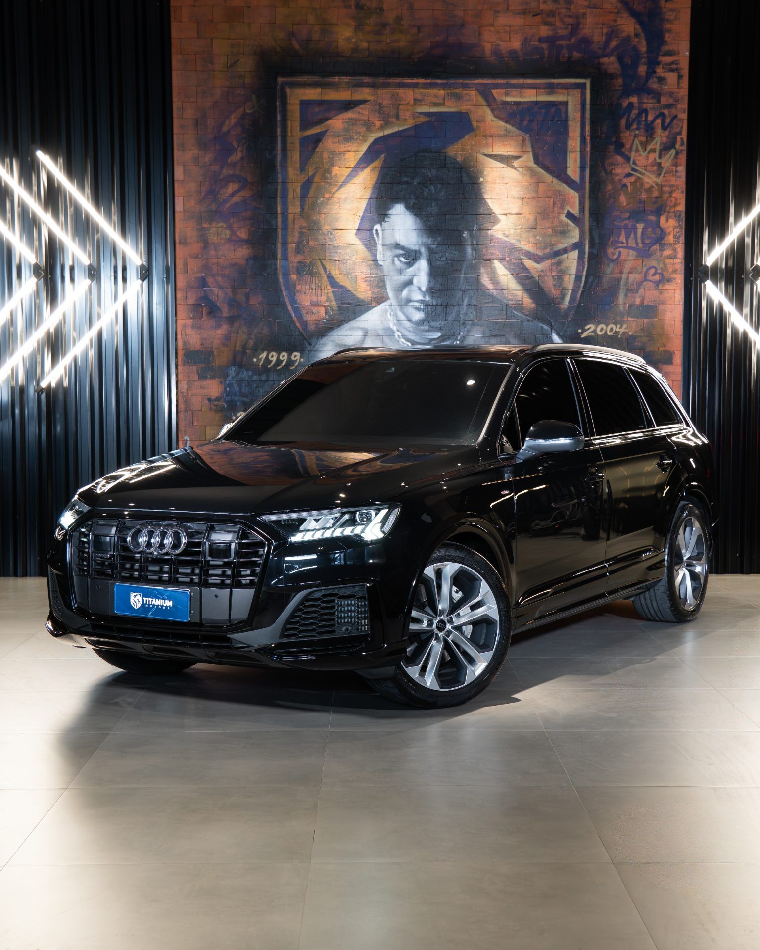 Audi Q7 Performance Black