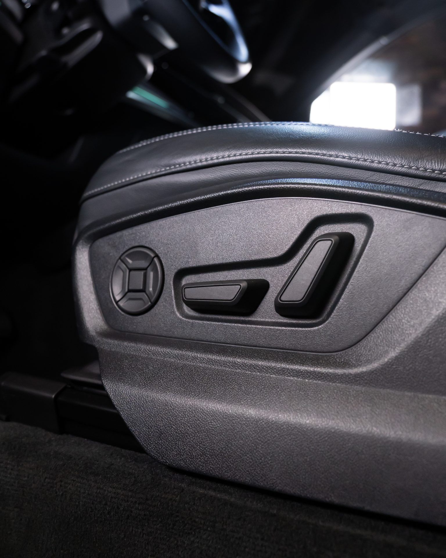 Audi Q7 Performance Black - foto 17
