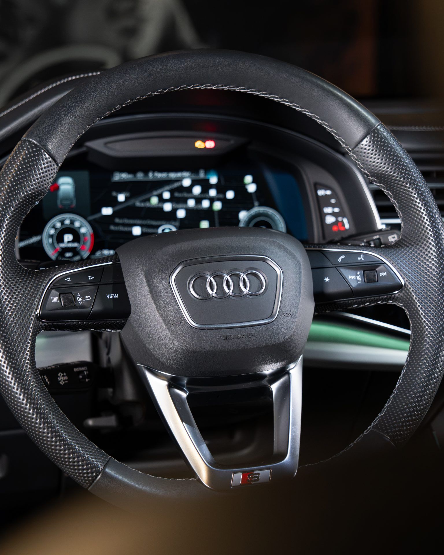 Audi Q7 Performance Black - foto 12