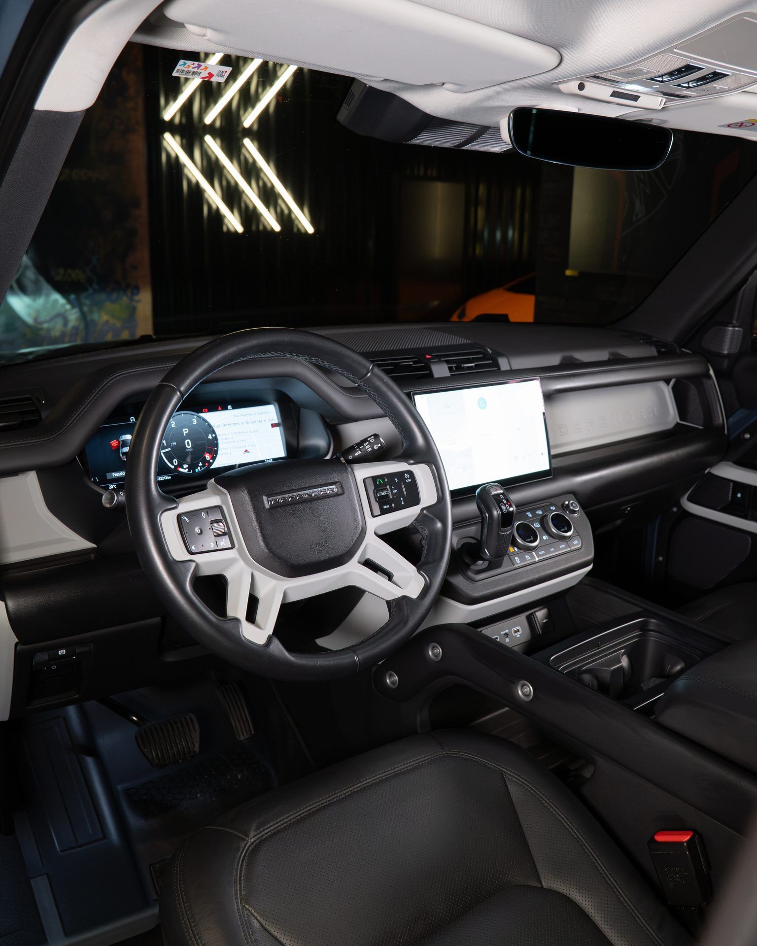Land Rover Defender 90D HSE - foto 14