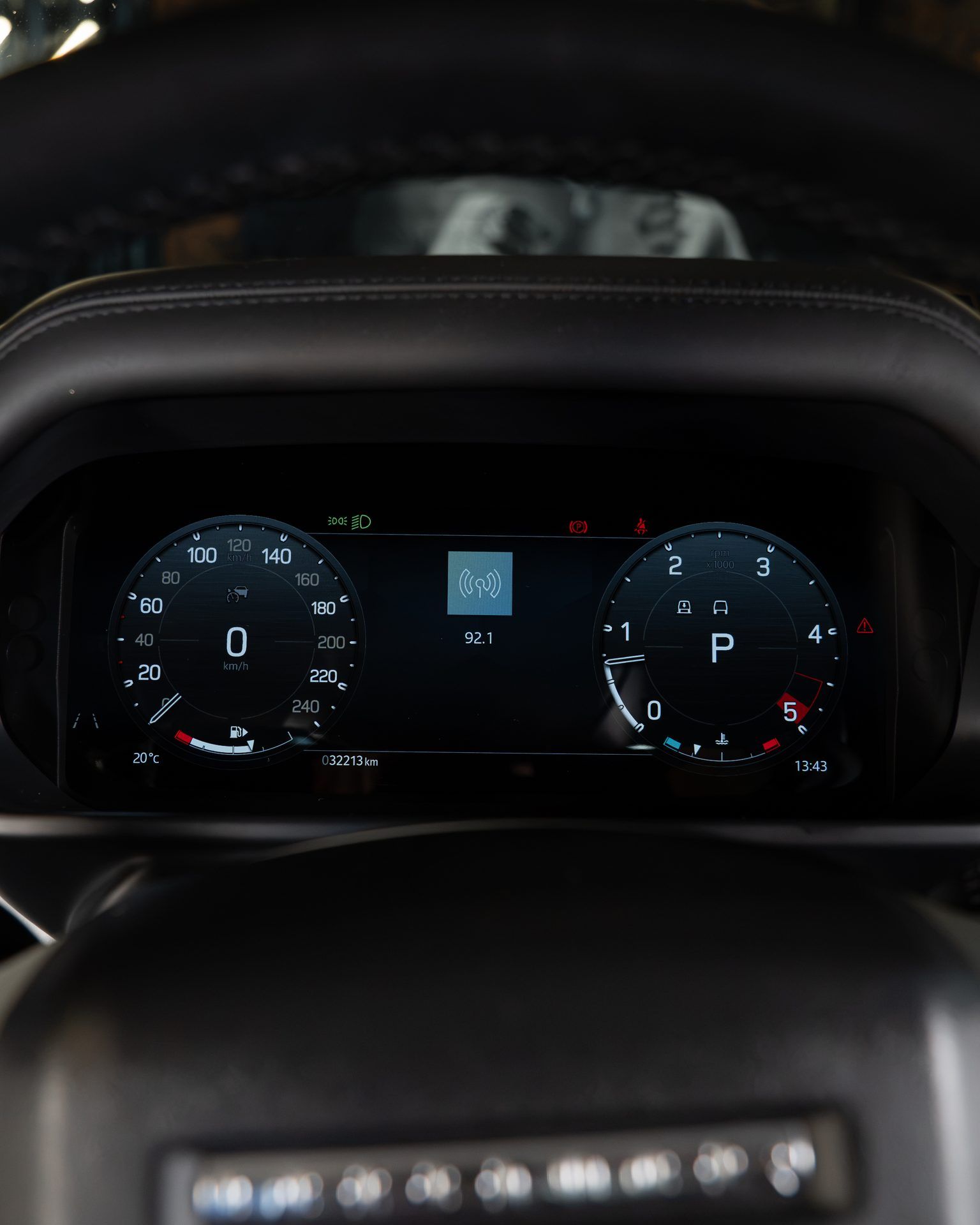 Land Rover Defender 90D HSE - foto 17