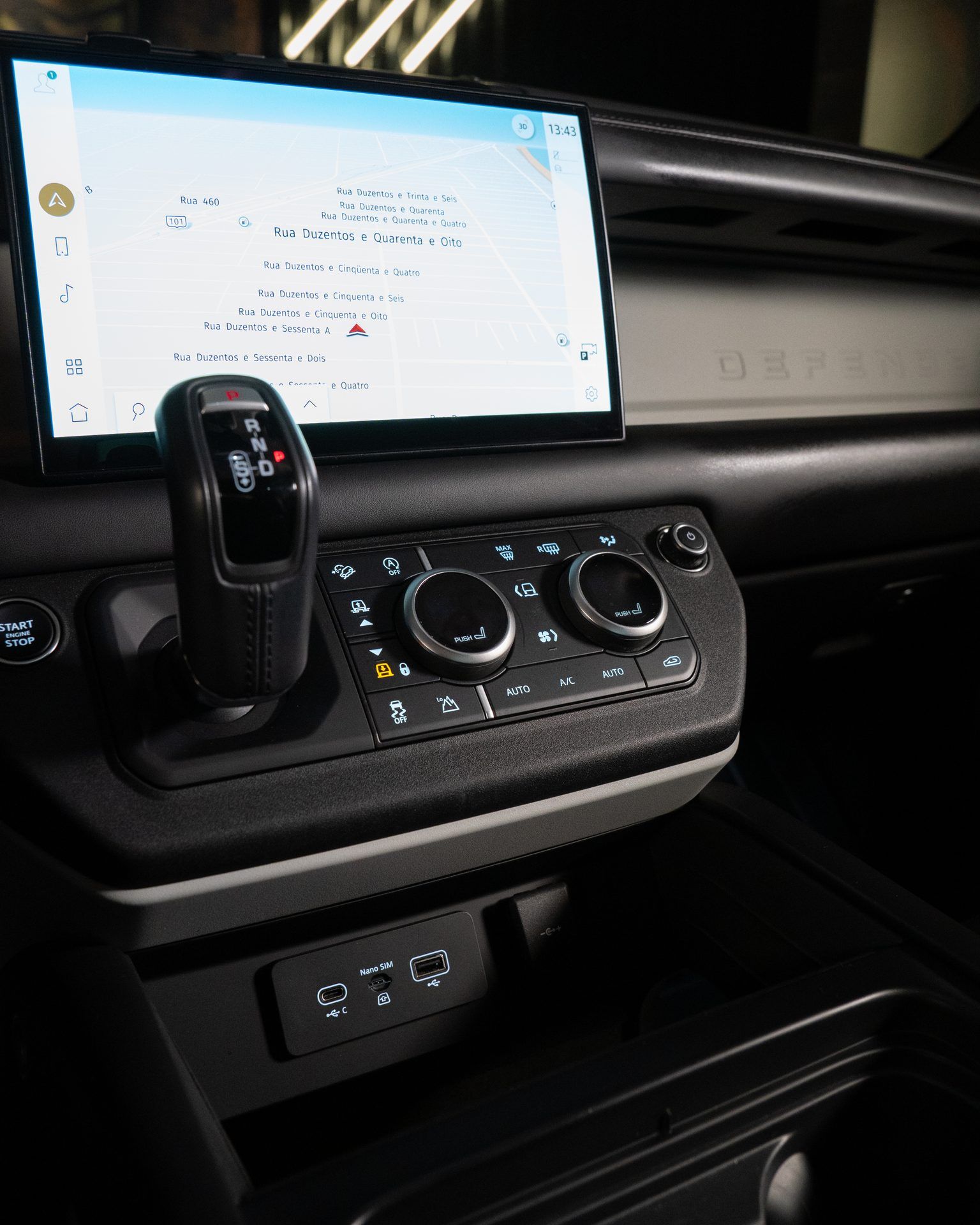Land Rover Defender 90D HSE - foto 18