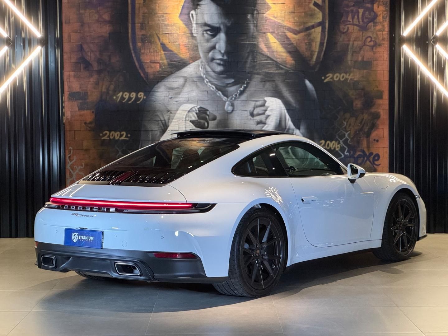 Porsche 911 Carrera - foto 7
