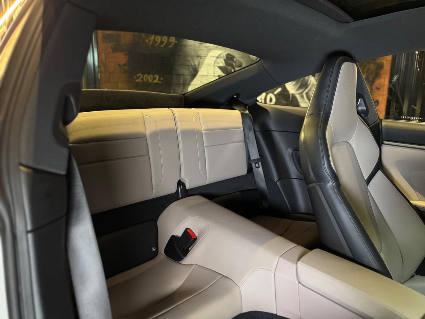 Porsche 911 Carrera - foto 14