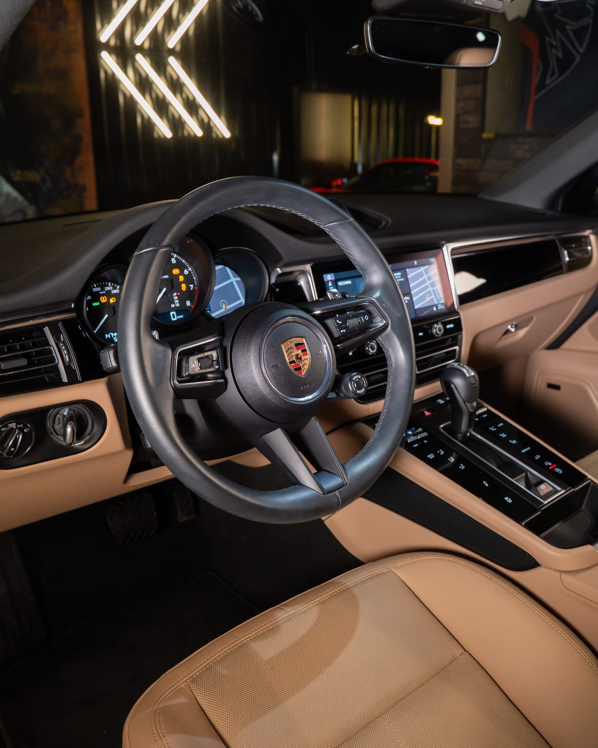 Porsche Macan 2.0 Turbo - foto 5