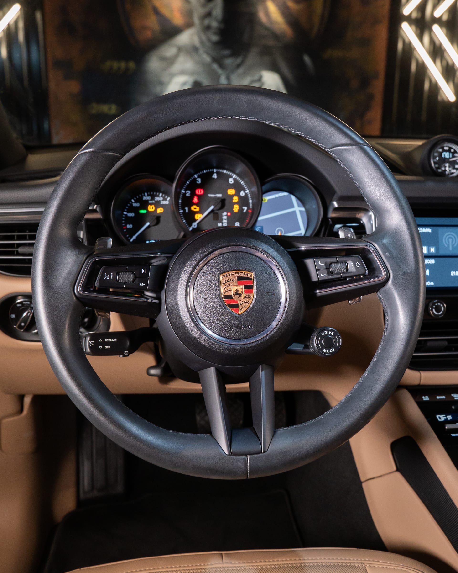 Porsche Macan 2.0 Turbo - foto 6