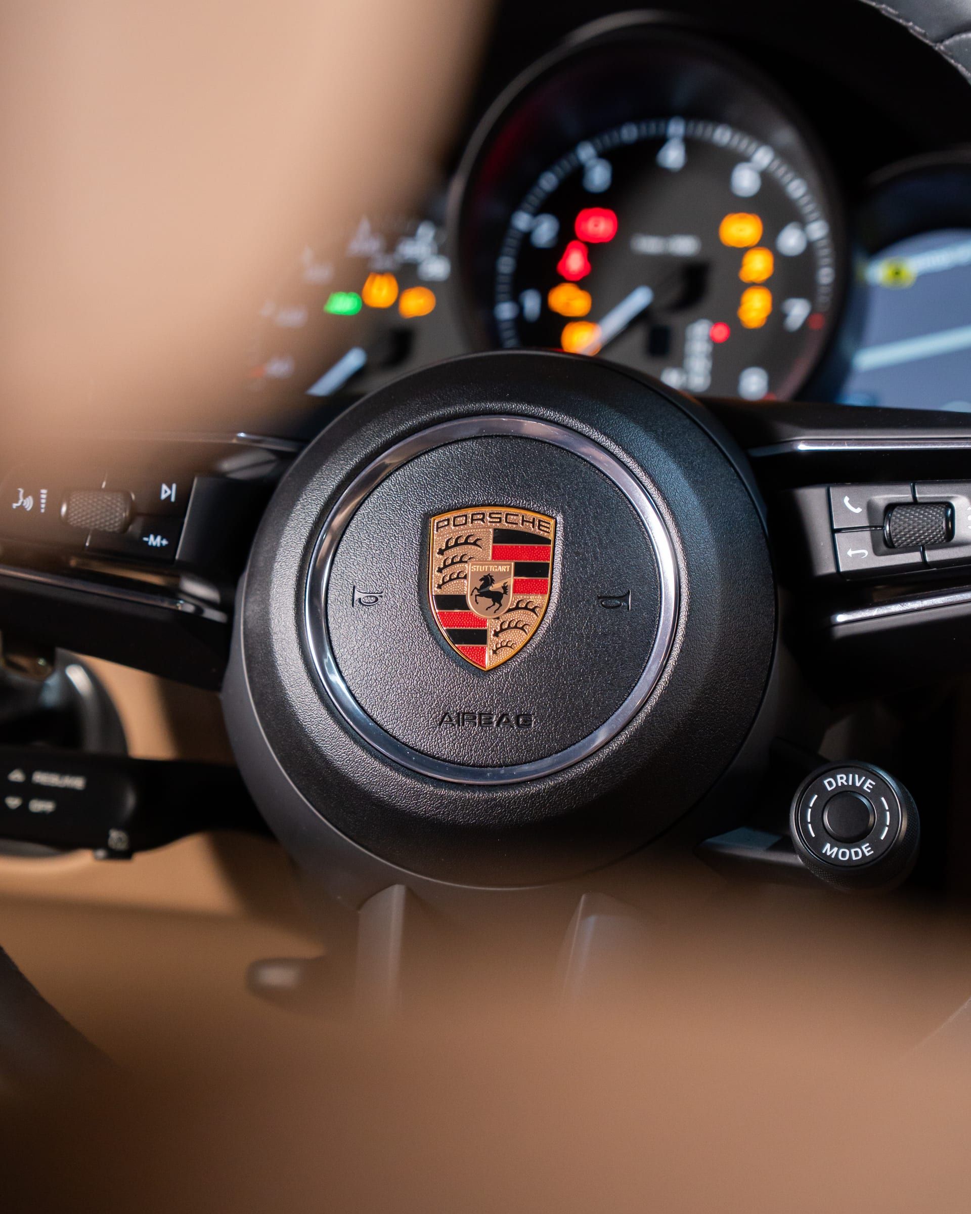Porsche Macan 2.0 Turbo - foto 8