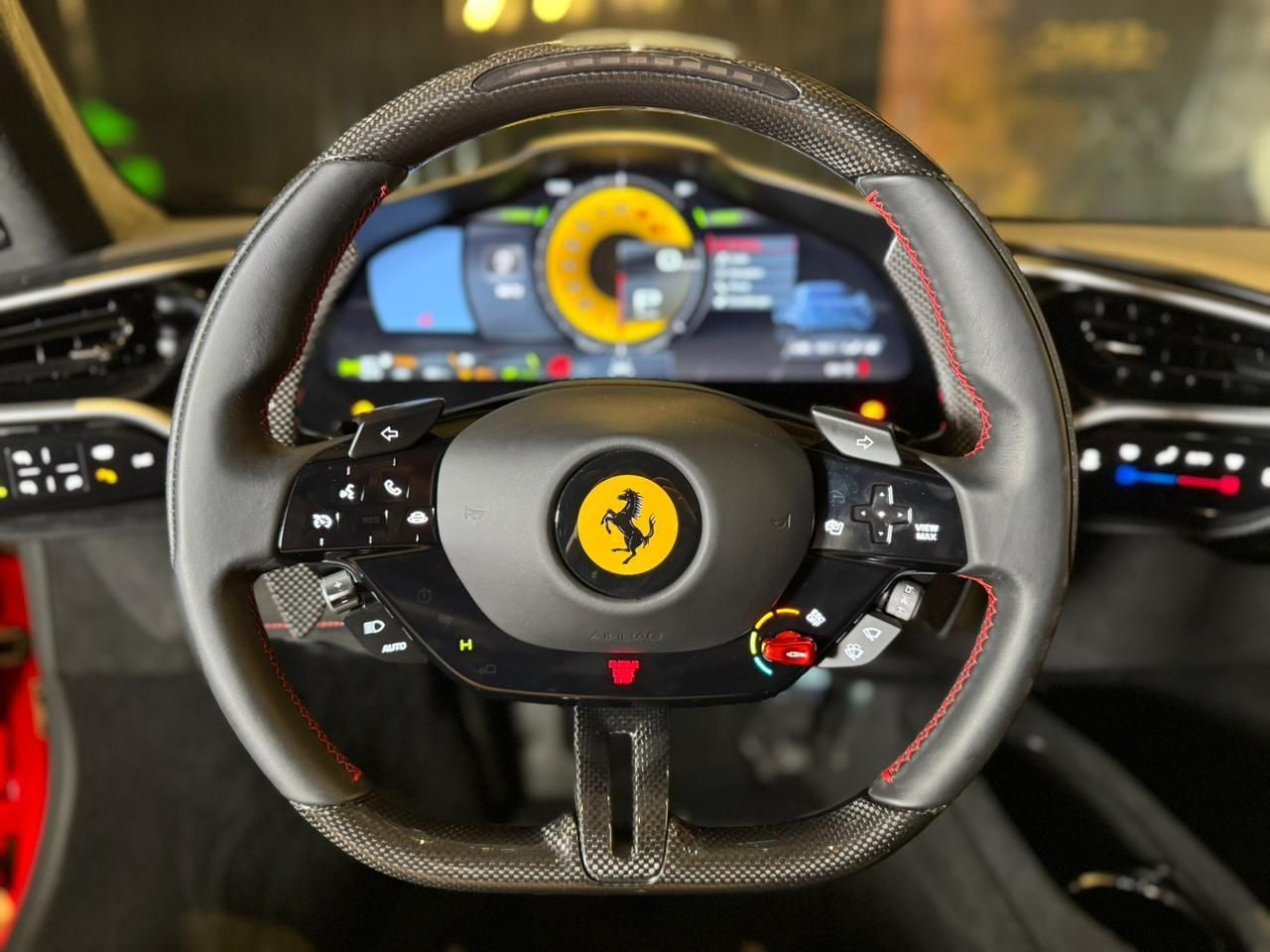 Ferrari 296 GTS - foto 5