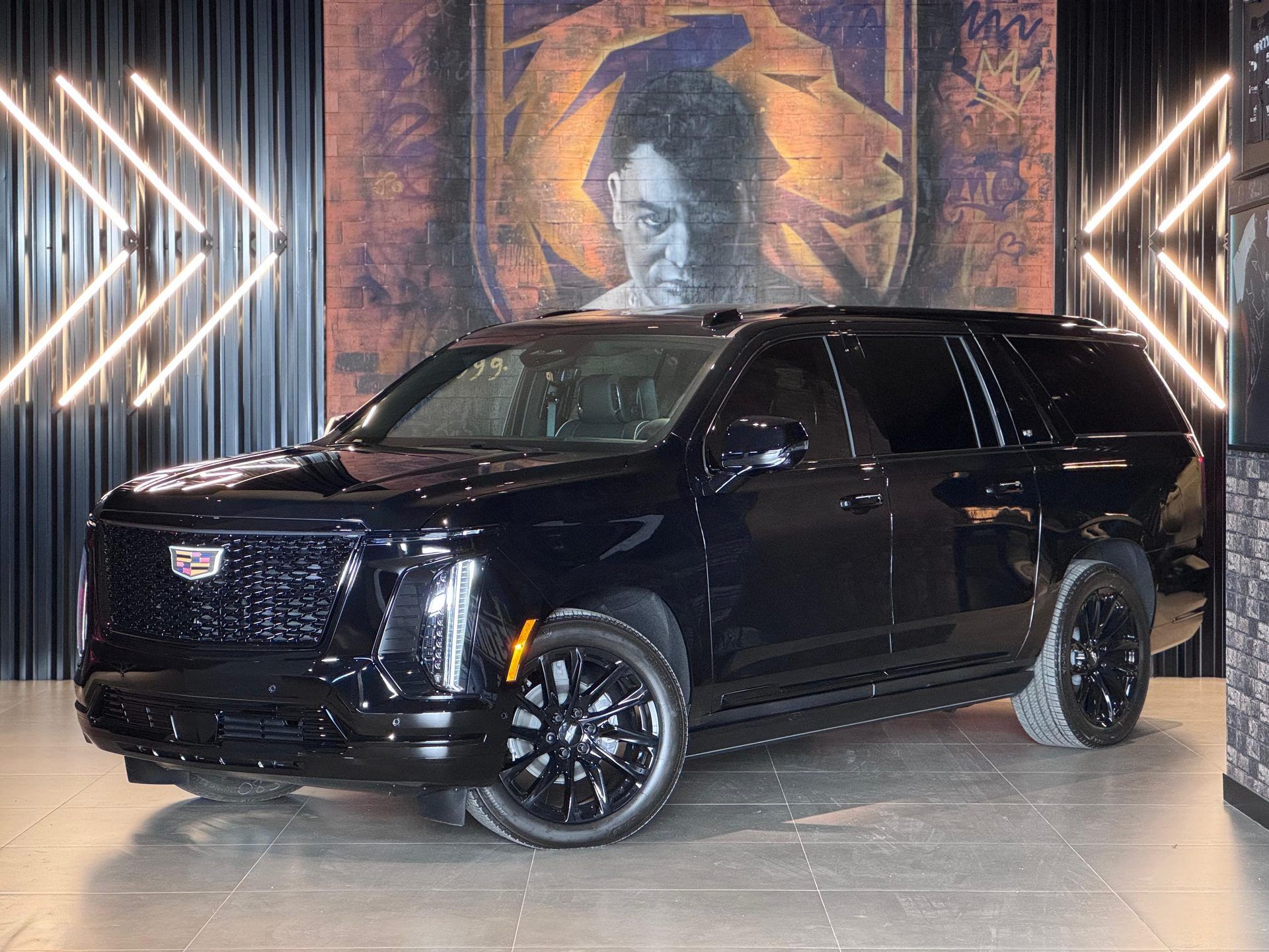 Cadillac Escalade AWD 6.0 V-8(at) 345cv 4P, ESV.