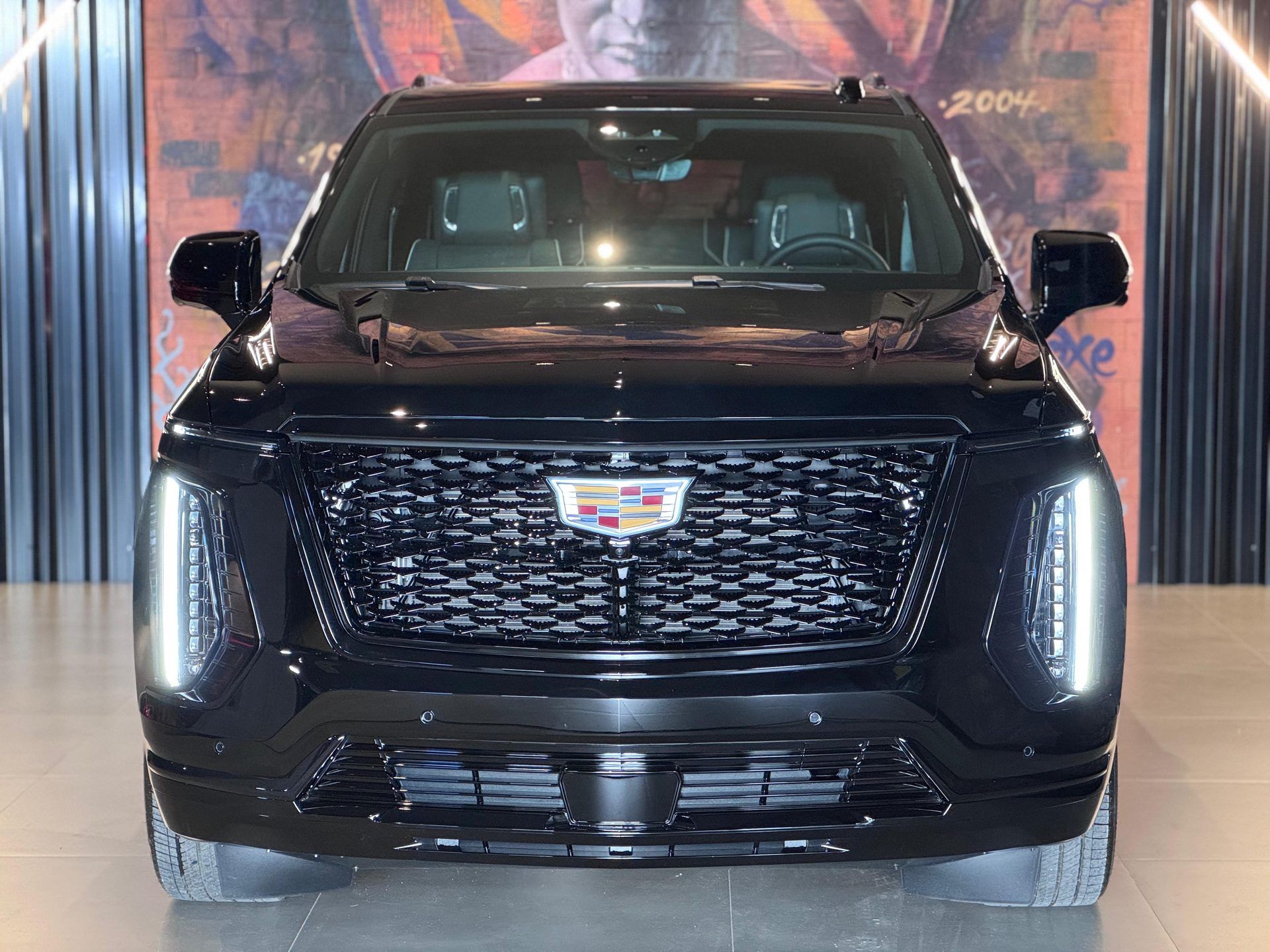 Cadillac Escalade AWD 6.0 V-8(at) 345cv 4P, ESV. - foto 2