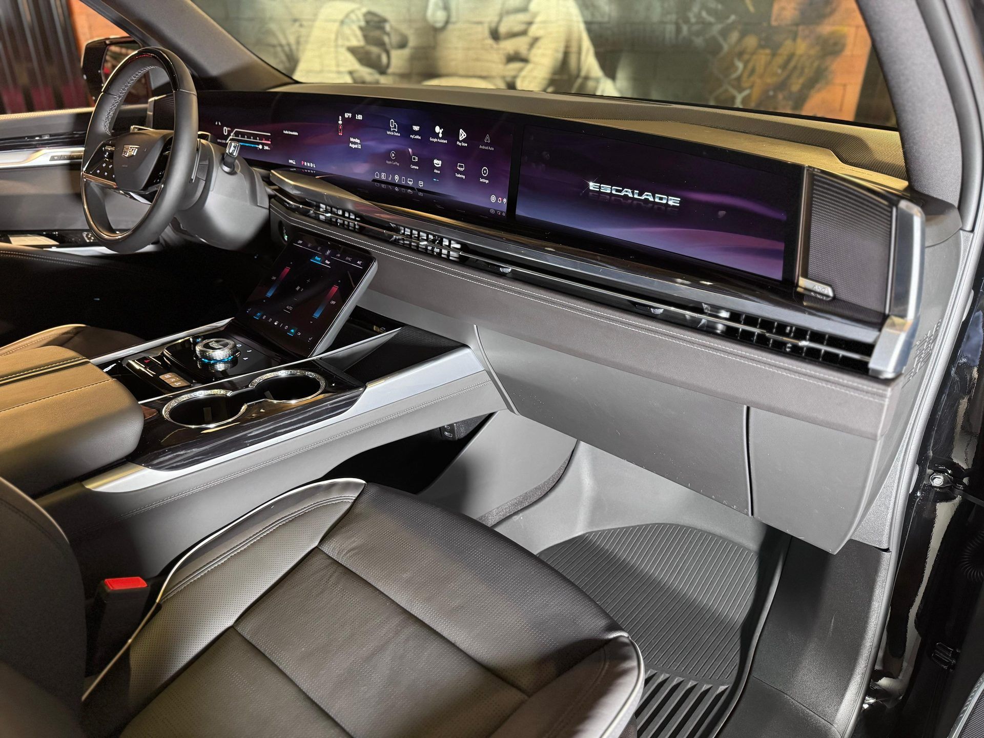Cadillac Escalade AWD 6.0 V-8(at) 345cv 4P, ESV. - foto 11