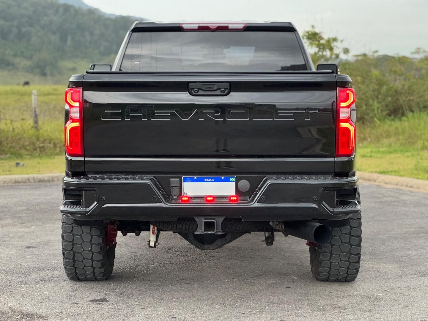 Chevrolet Silverado 2500 LTZ - foto 8