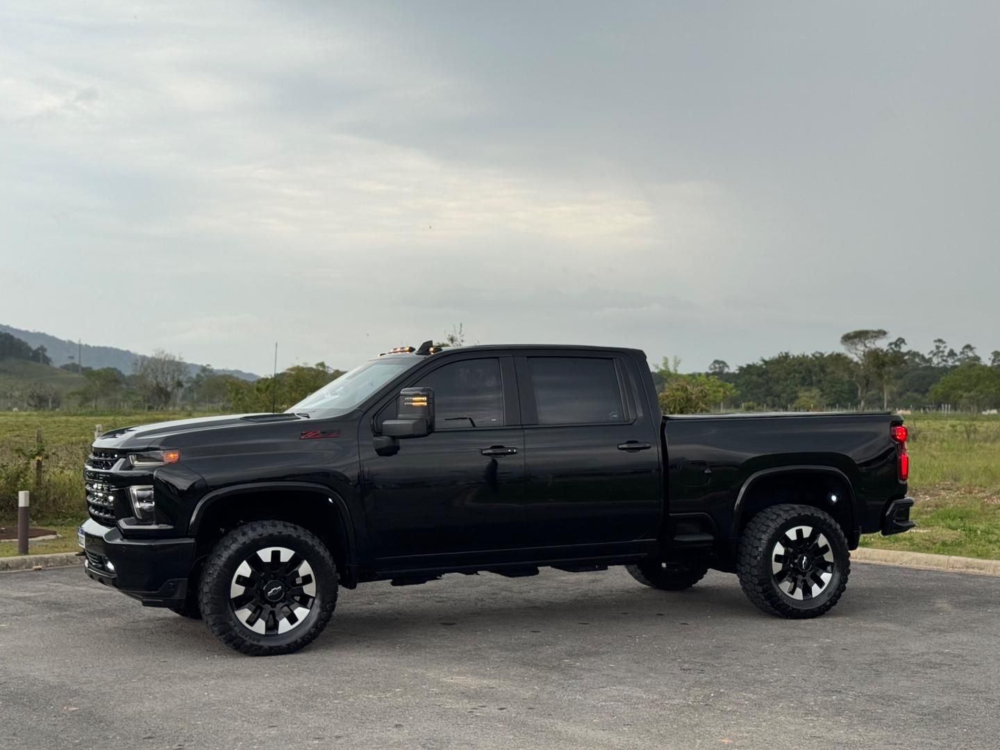 Chevrolet Silverado 2500 LTZ - foto 10
