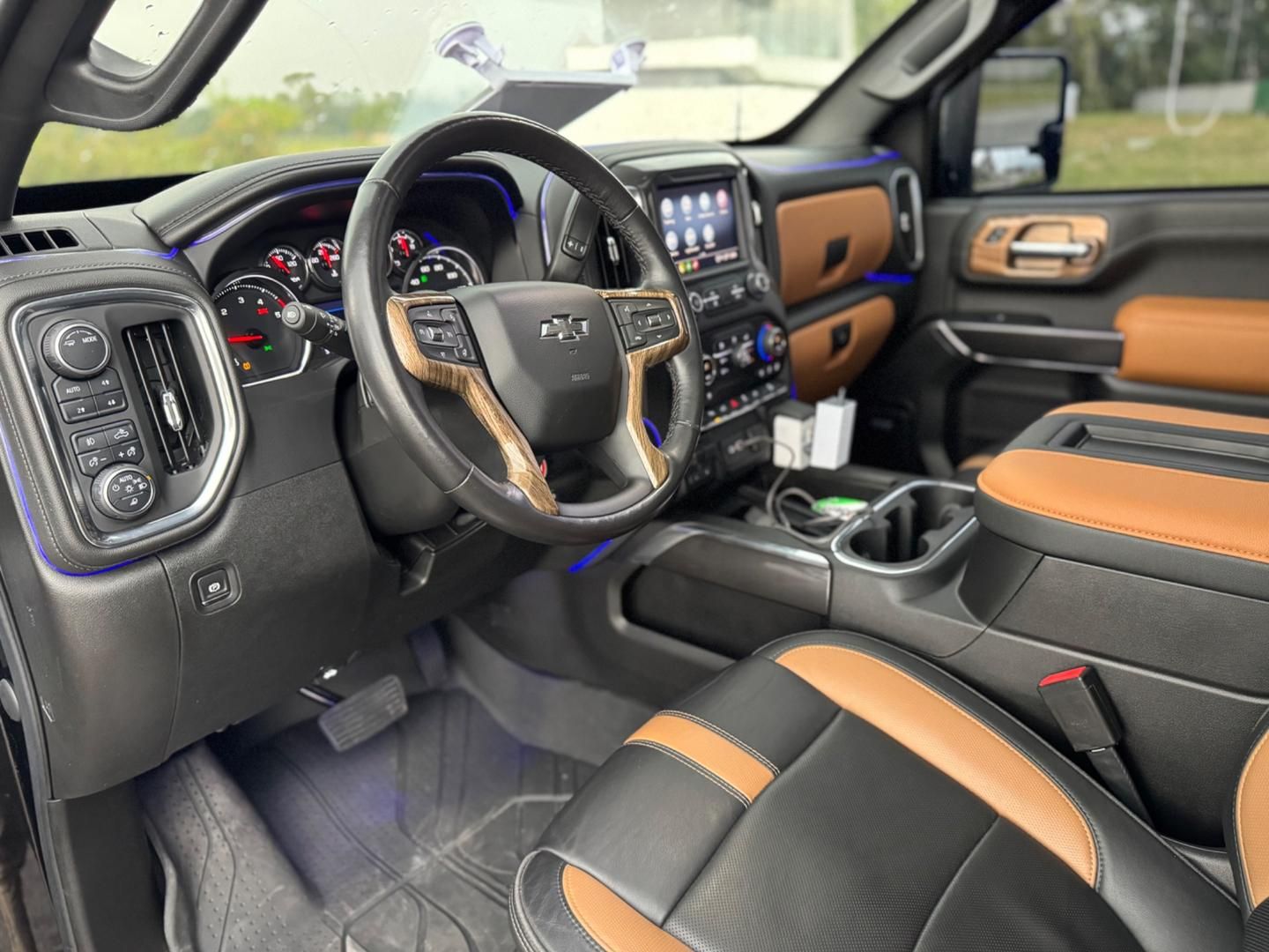 Chevrolet Silverado 2500 LTZ - foto 12