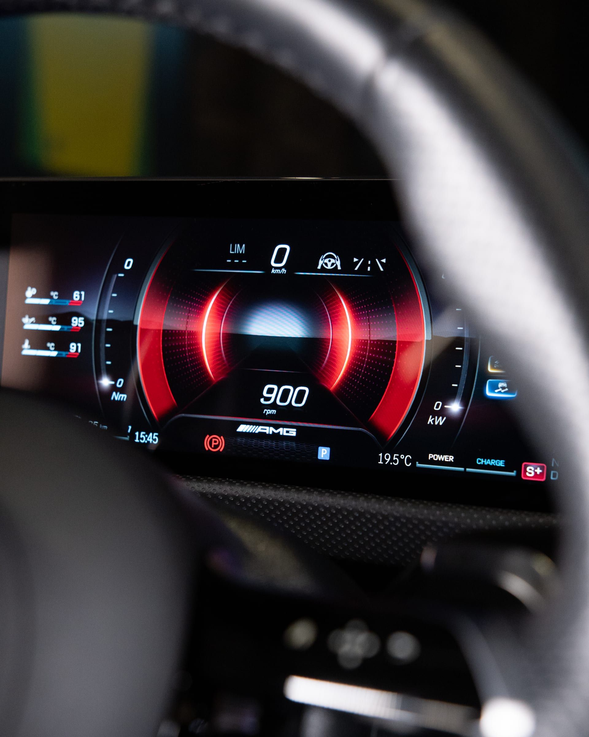 Mercedes-Benz CLA-35 AMG - foto 17