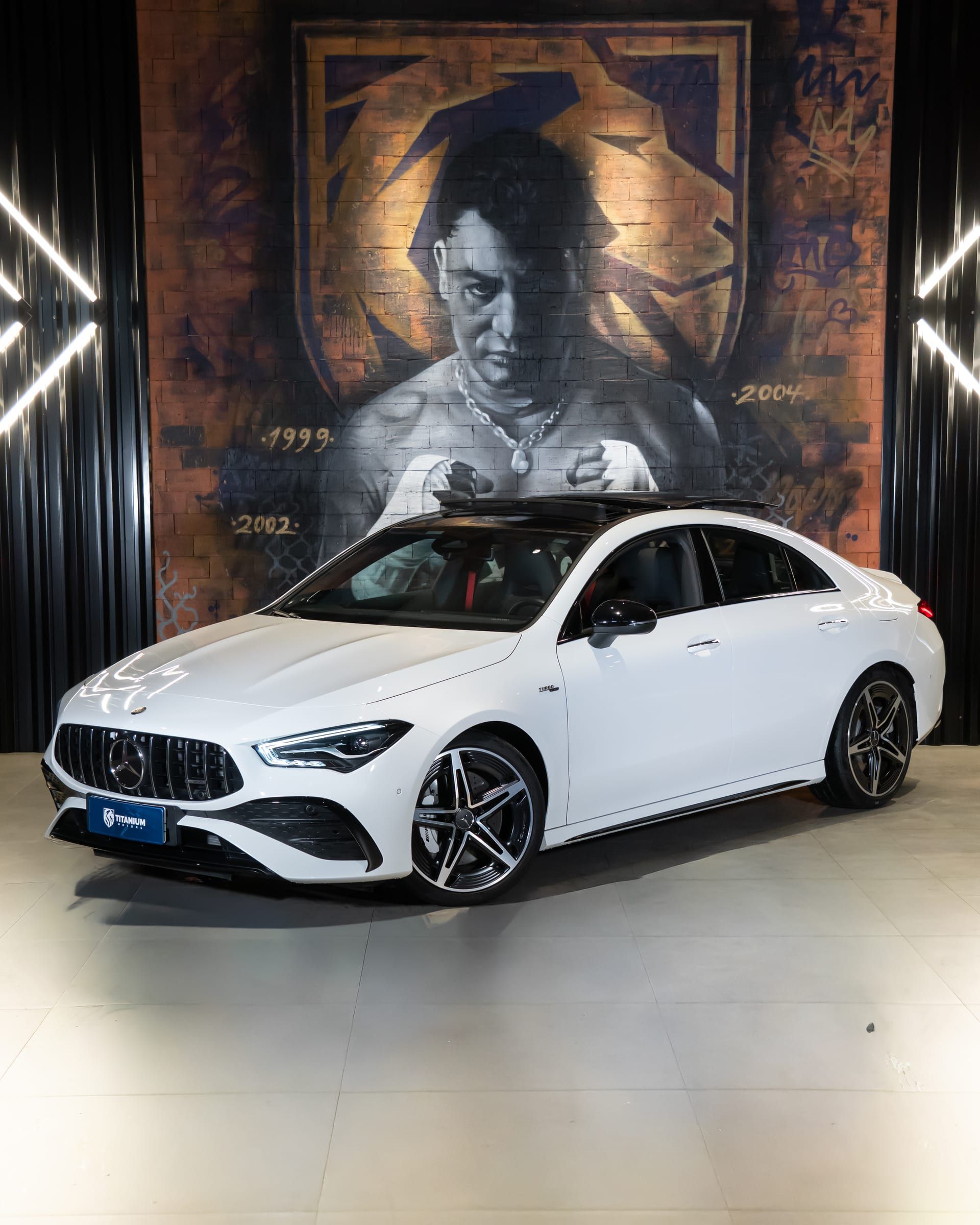 Mercedes-Benz CLA-35 AMG - foto 22