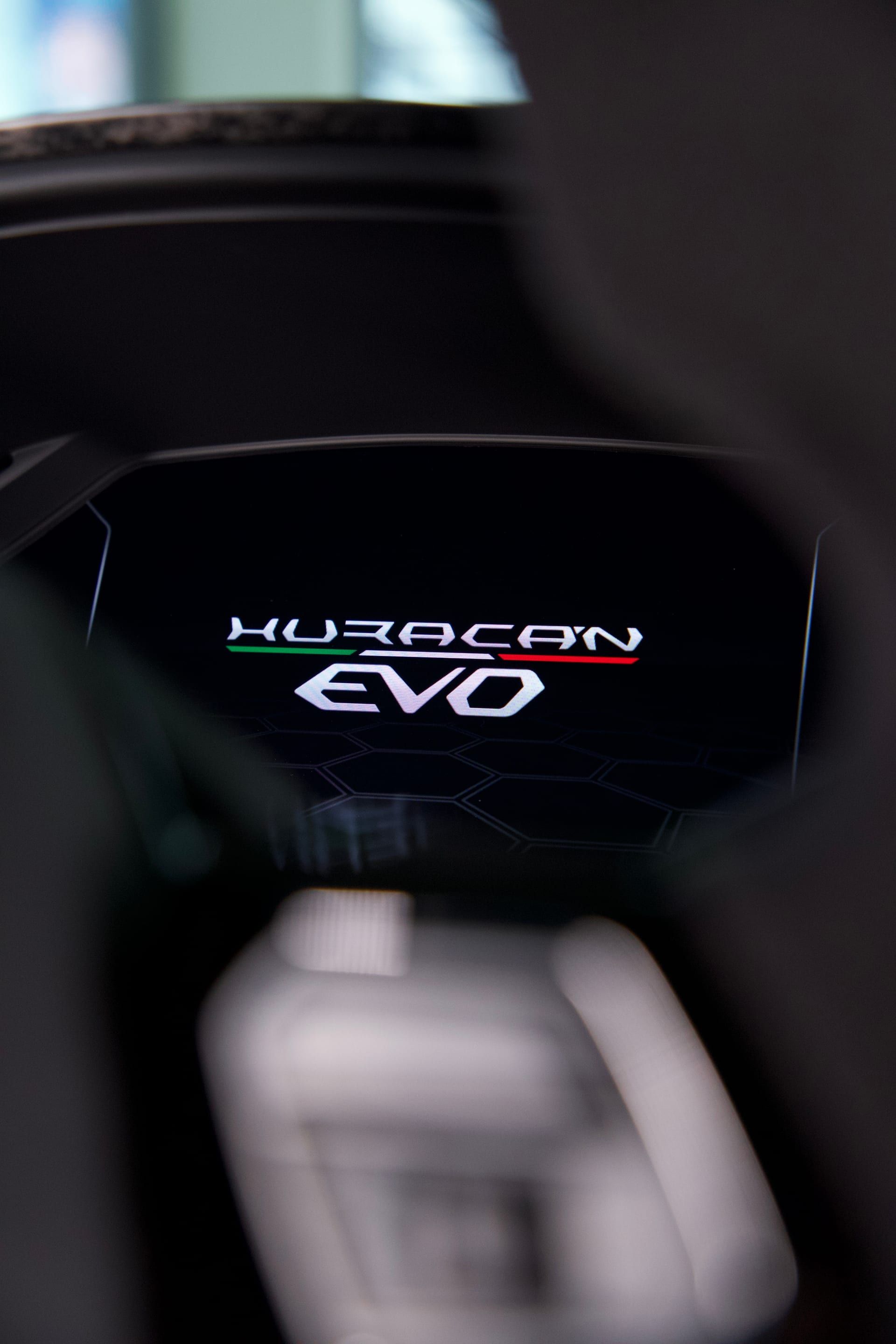 Lamborghini Huracan EVO - foto 16