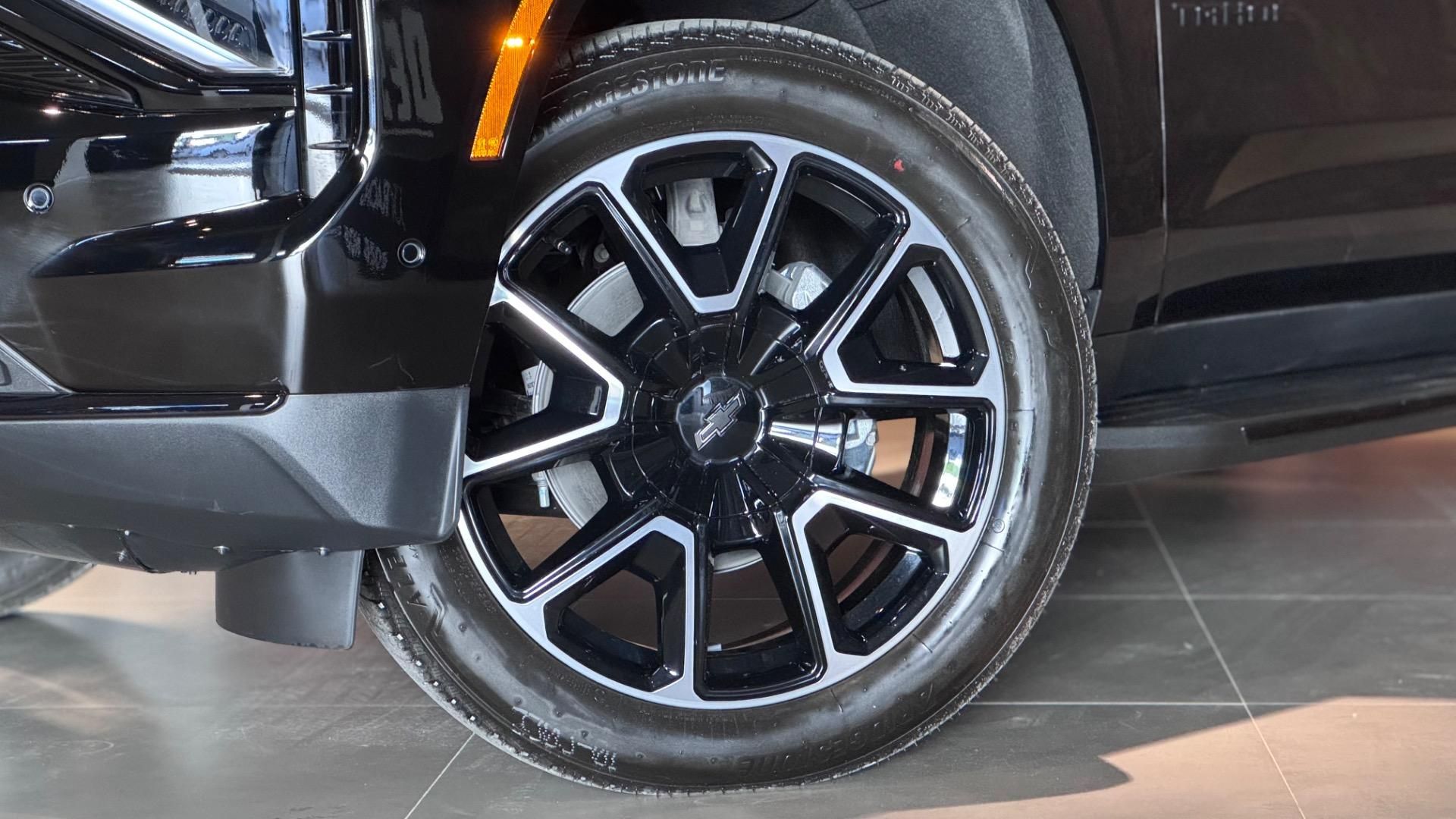 Chevrolet Tahoe RST - foto 3