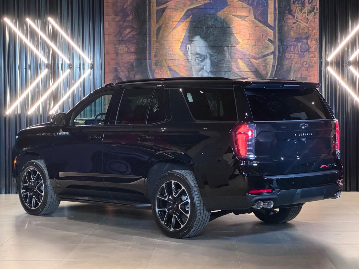 Chevrolet Tahoe RST - foto 14