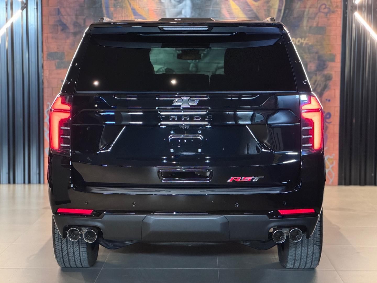 Chevrolet Tahoe RST - foto 12