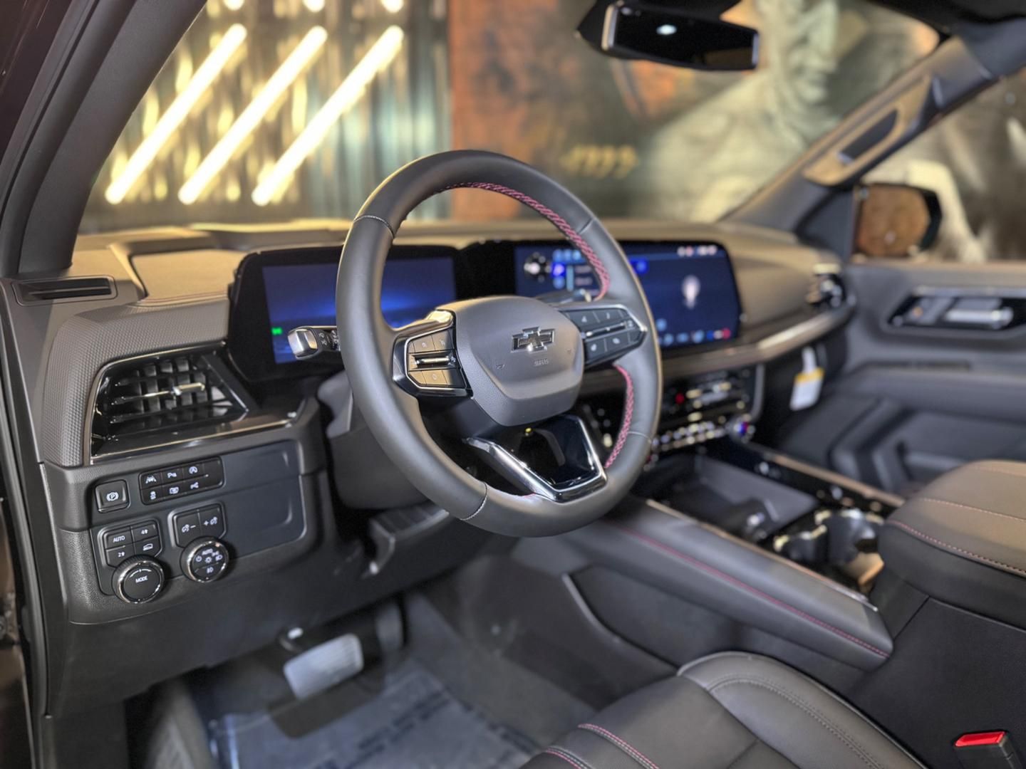 Chevrolet Tahoe RST - foto 11
