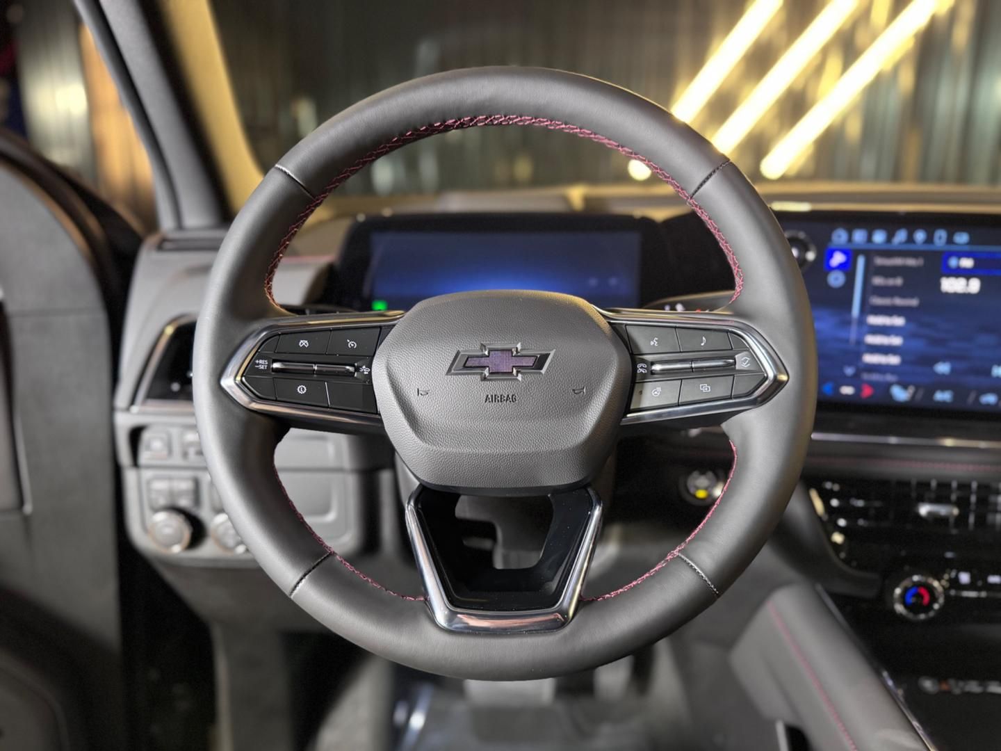 Chevrolet Tahoe RST - foto 9