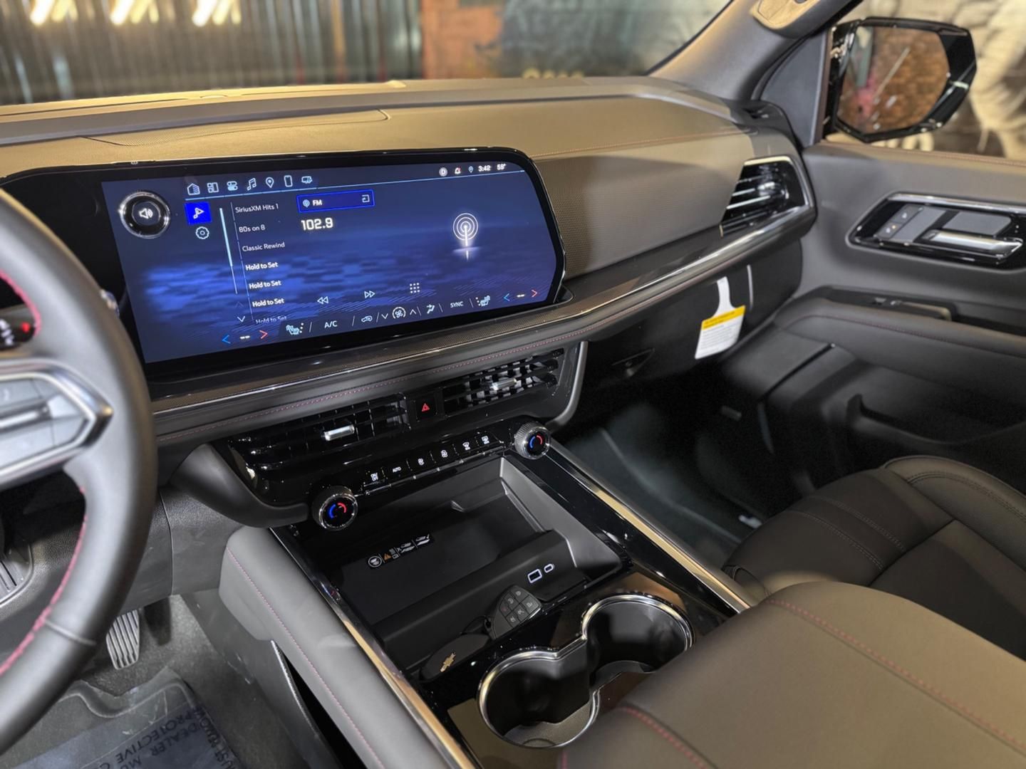 Chevrolet Tahoe RST - foto 5